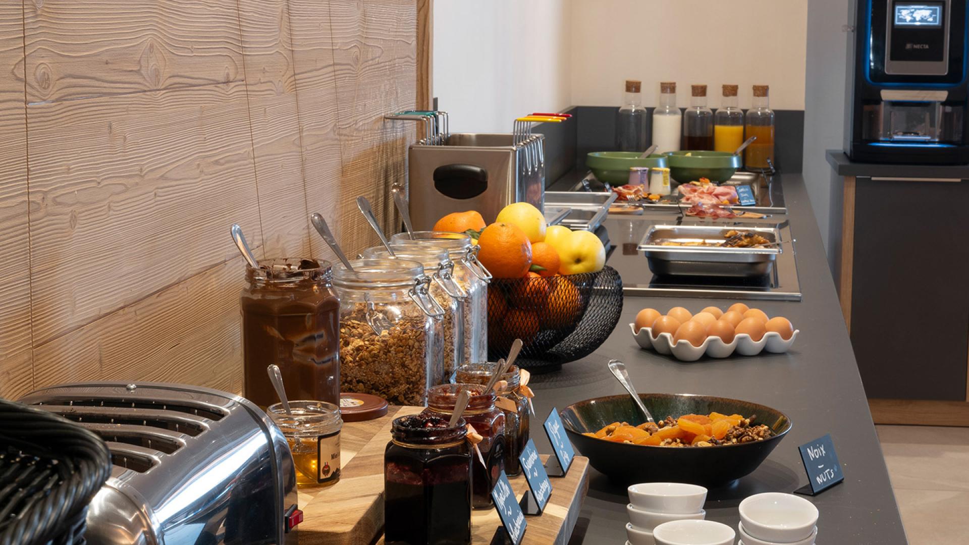 Akoya - Valmorel - Buffet petit-déjeuner