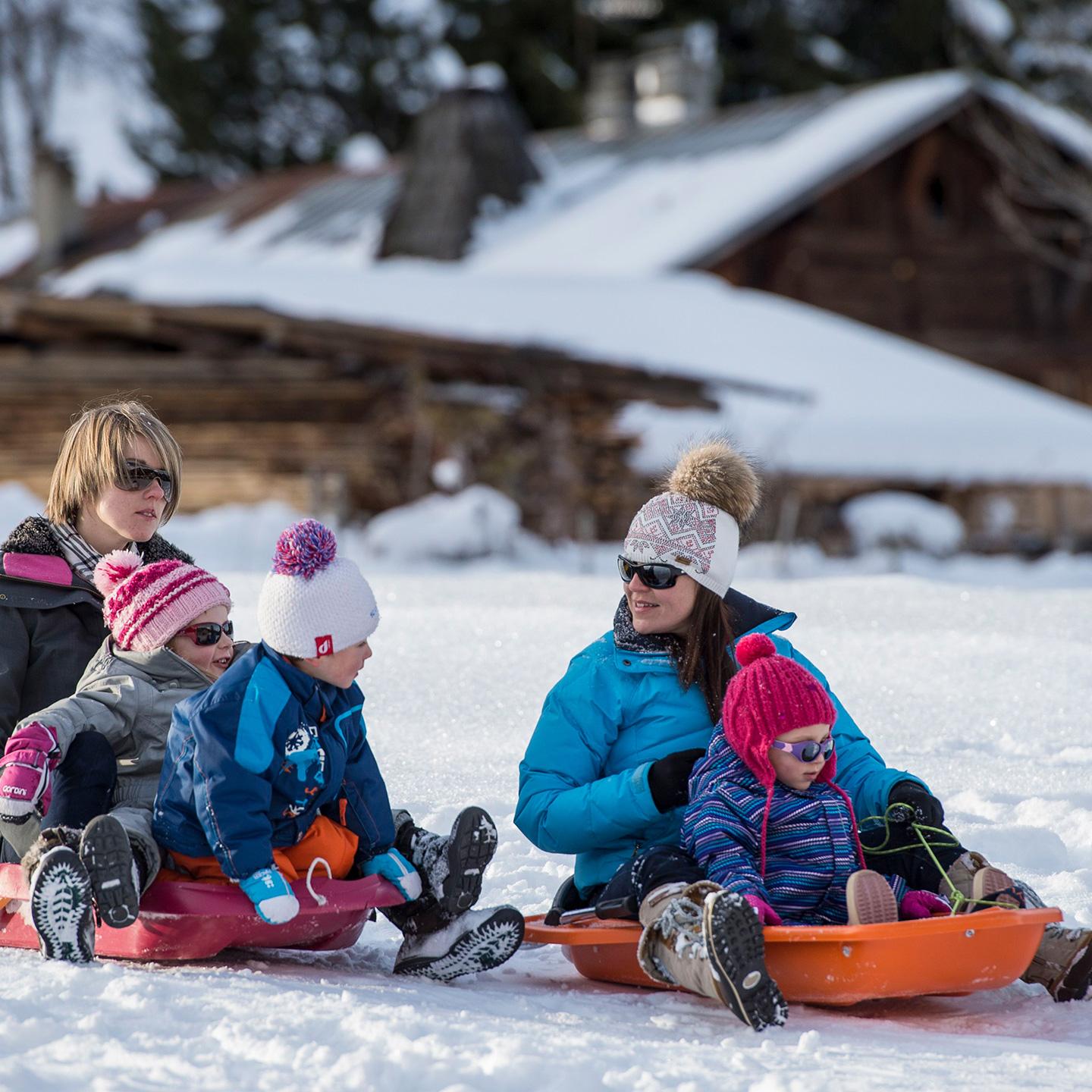 destination contamines - luge en famille 