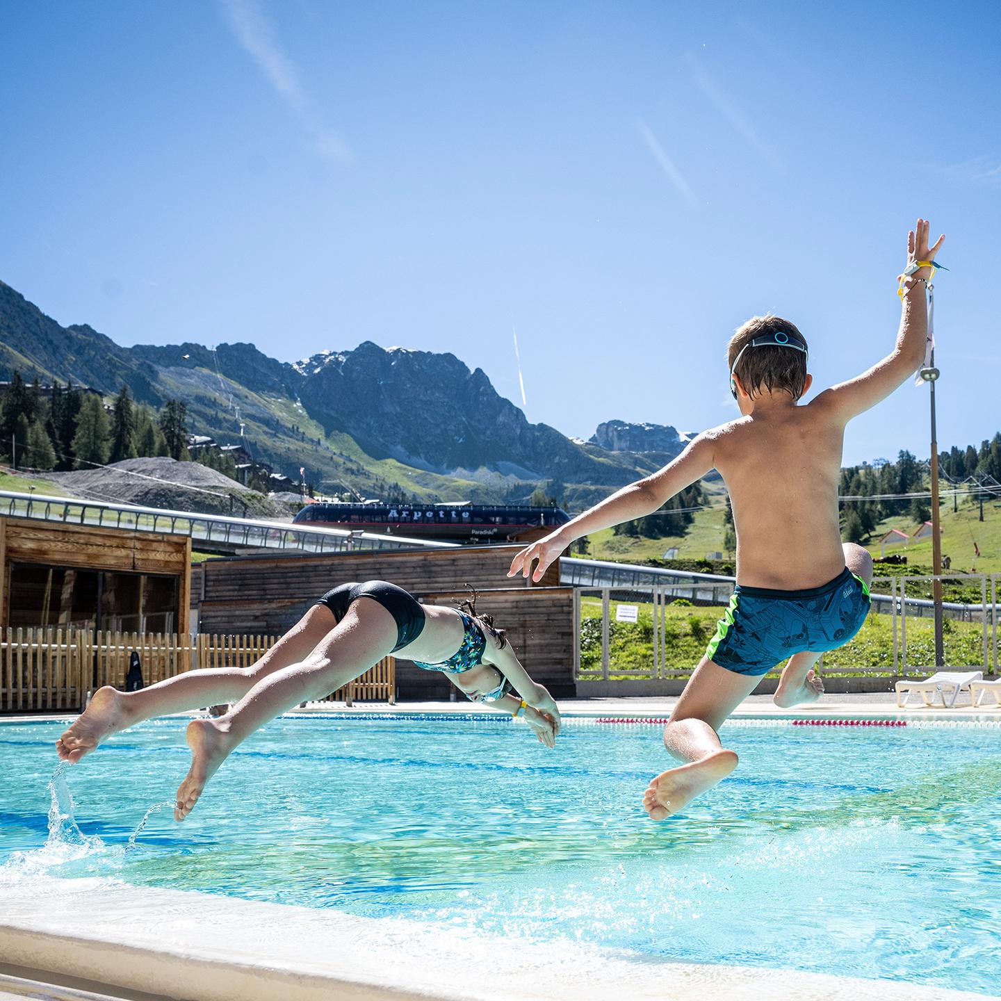 Destination La Plagne - Piscine - Enfants