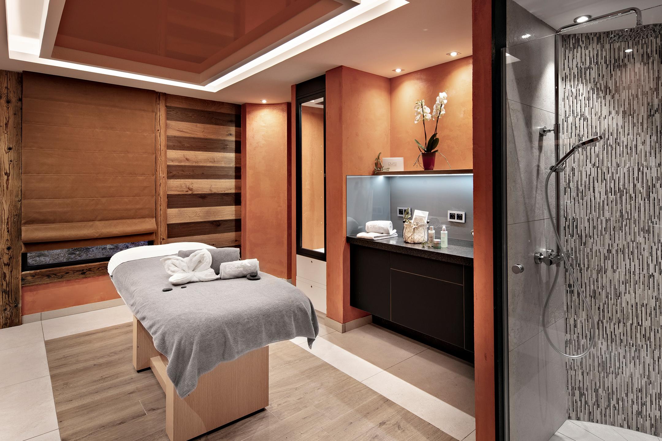 Les salles de soins du Spa Montagnes du Monde® de l'hôtel et résidence Alexane à Samoëns