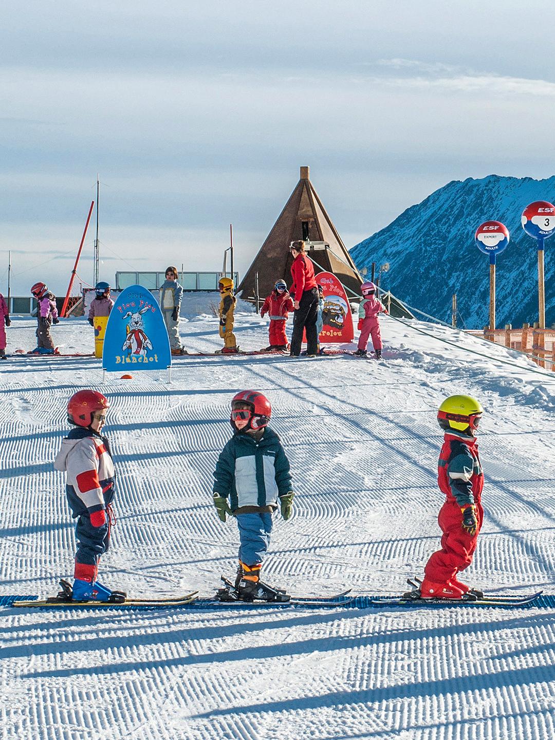 Club Piou Piou - Enfants en cours de ski