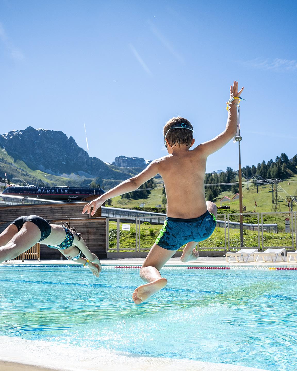 Destination La Plagne - Piscine - Enfants