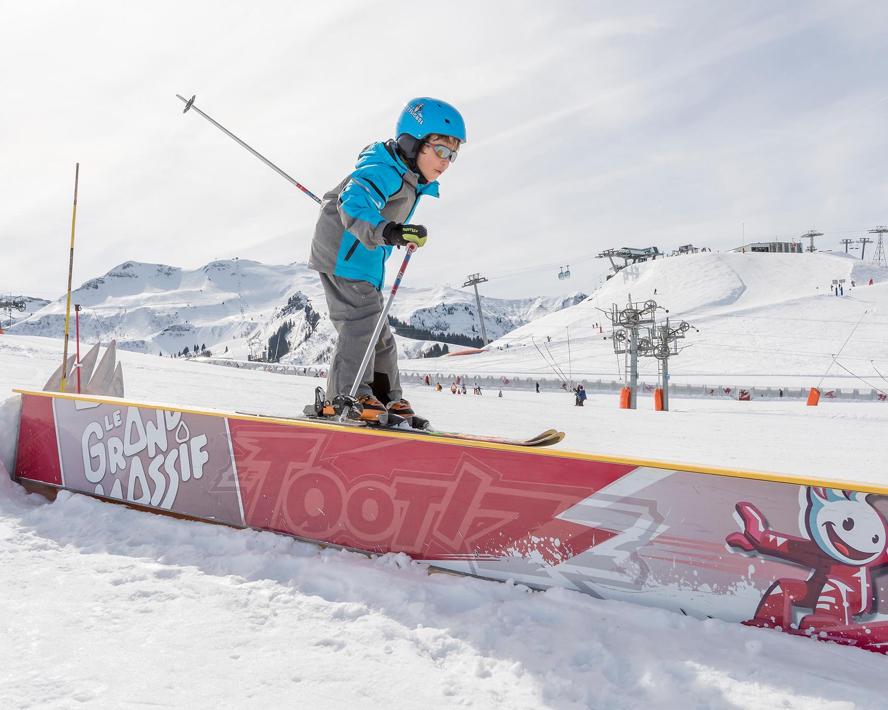 mgm-destination-samoens-carrousel-1-ot-samoens-tristan-shu.jpg