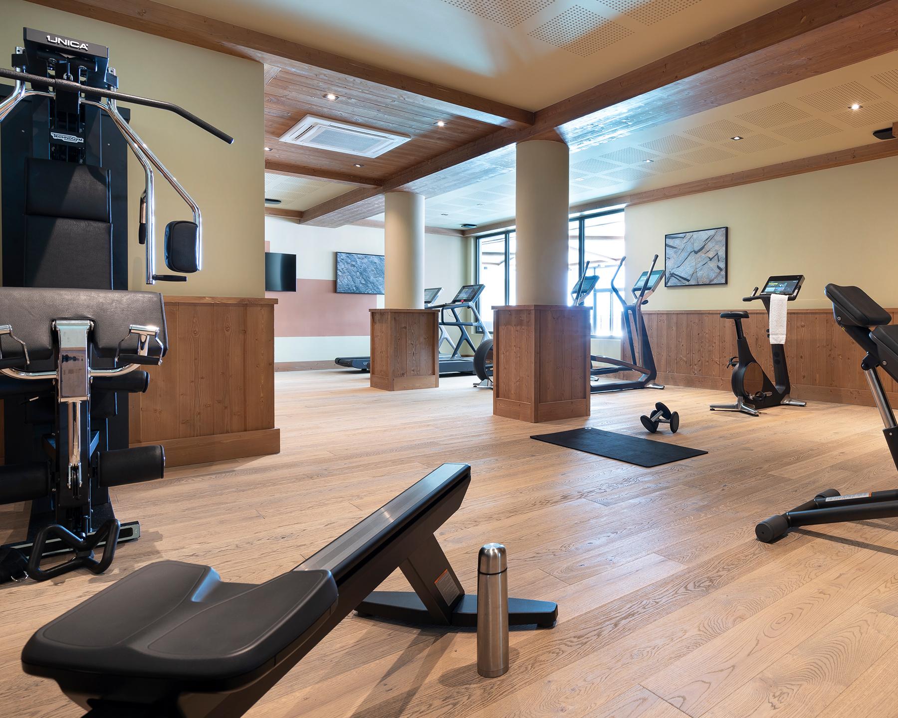 La salle fitness de l'espace bien-être des Chalets de Joy au Grand-Bornand