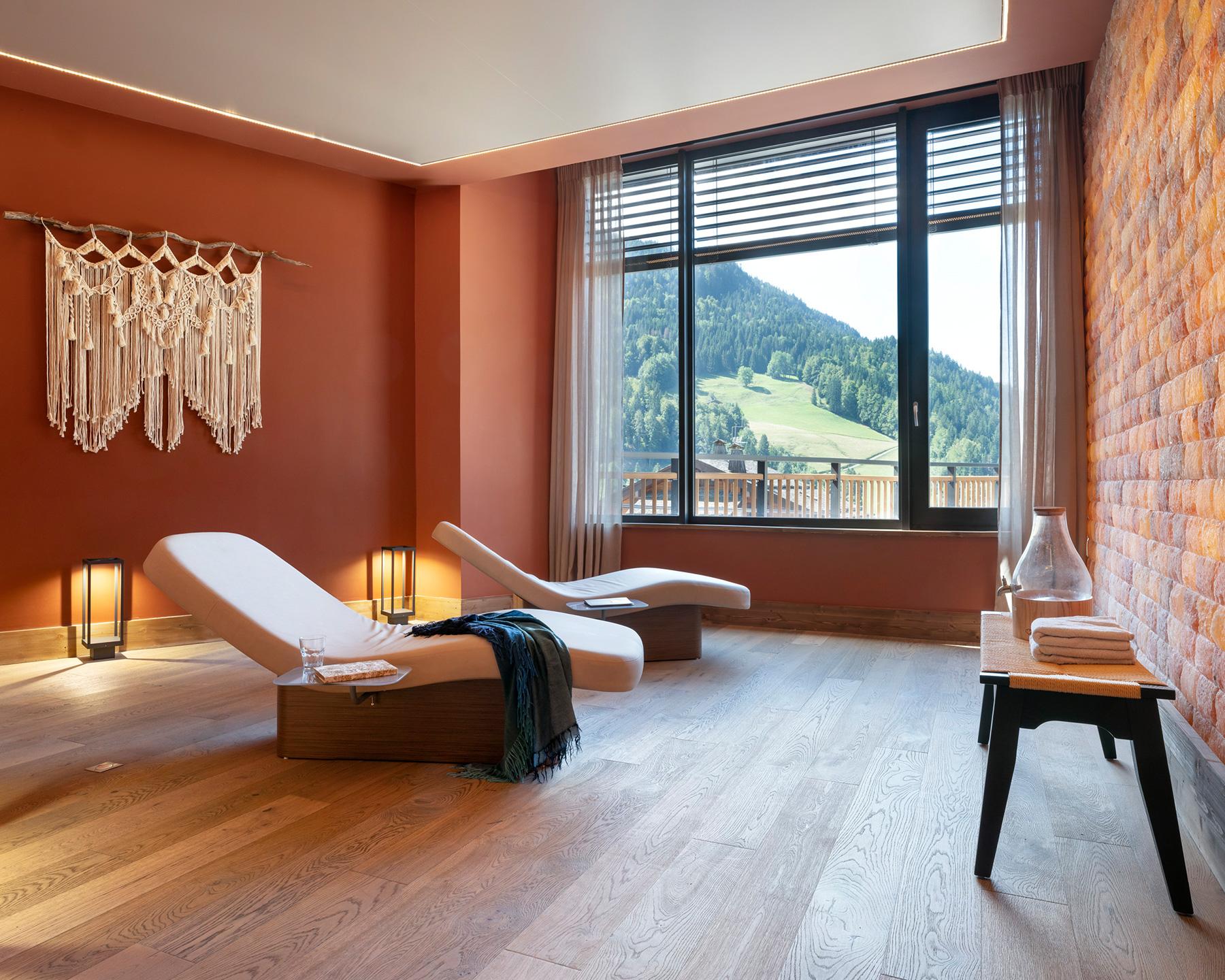 Mur de sel de l'Himalaya du Spa Montagnes du Monde® de la résidence Chalets de Joy au Grand-Bornand