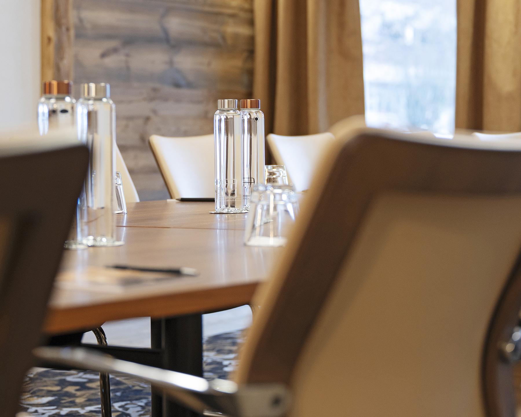 Salle de séminaire Mines d'or de l'hôtel et résidence Alexane à Samoëns