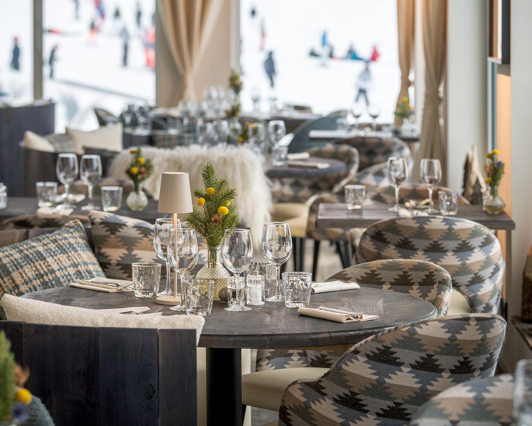 Table du restaurant Le Bauhaus de l'hôtel & résidence Alhéna à Flaine