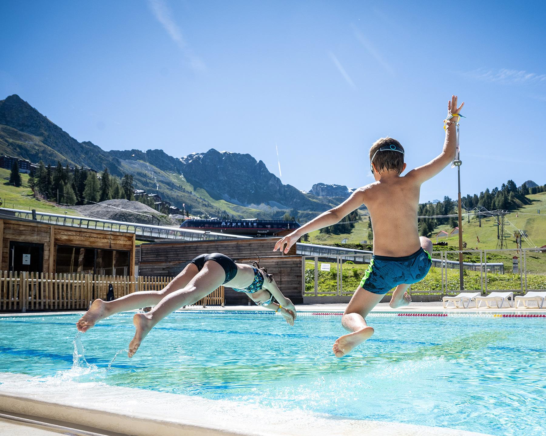 Destination La Plagne - Piscine - Enfants