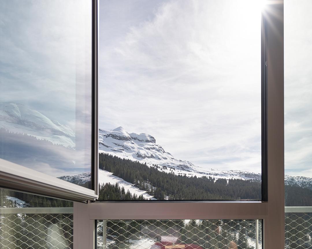 Hôtel Alhéna - Chambre Deluxe - Vue fenêtre