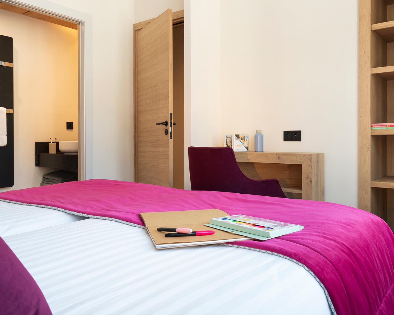 Hôtel Alhéna - Chambre Familiale - Salle de Bains