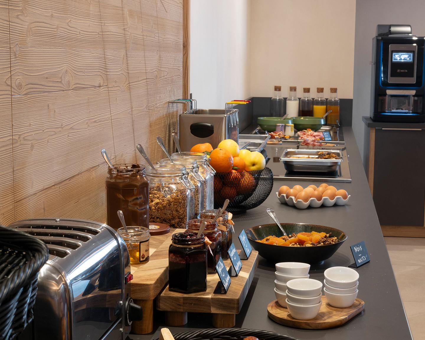 Akoya - Valmorel - Buffet petit-déjeuner