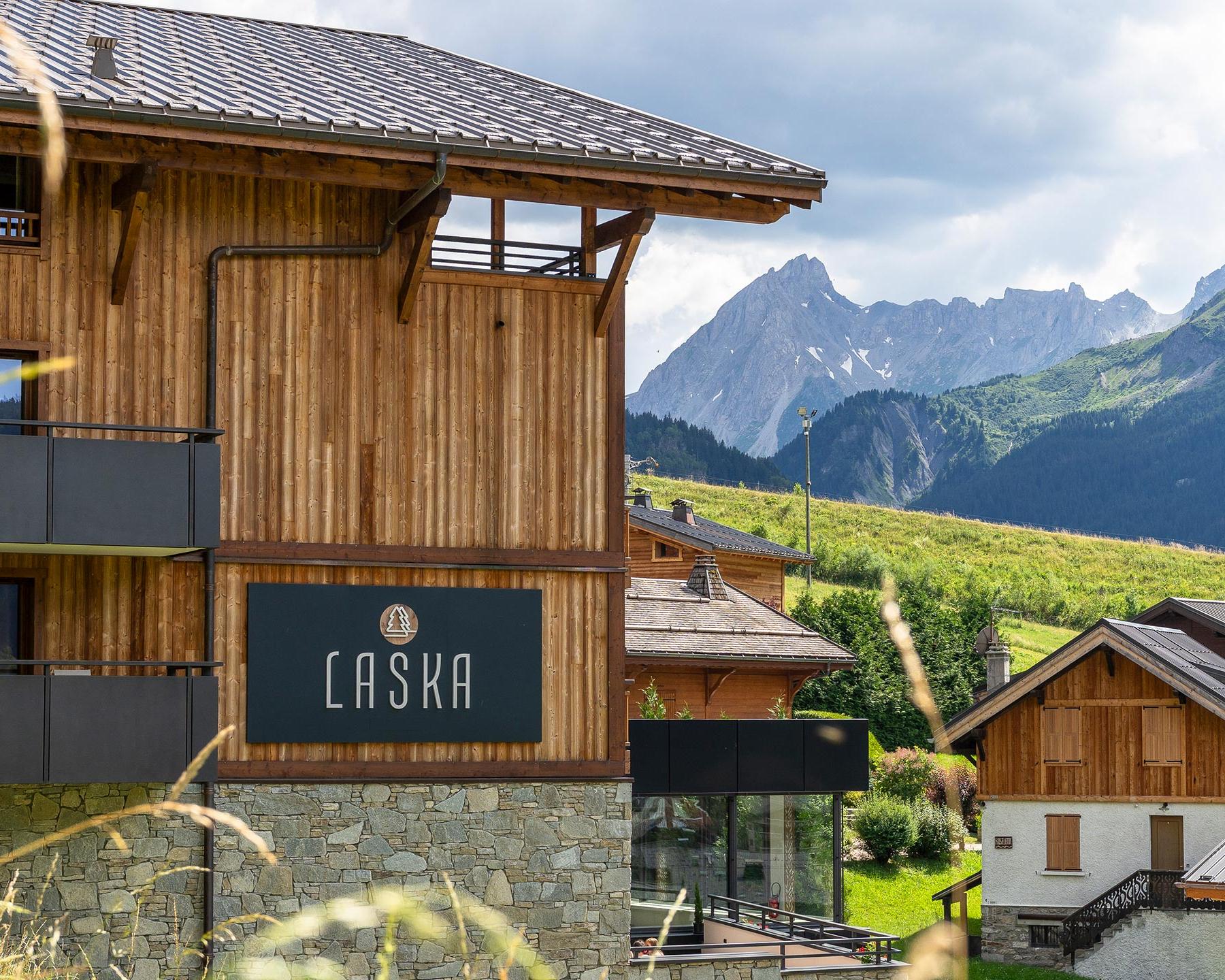 Vue extérieure des Chalets Láska en été