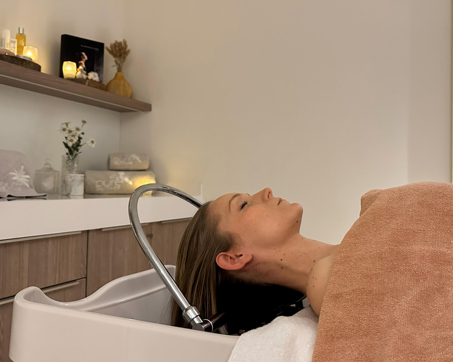 Head Spa - soin bien-être au Spa Montagnes du Monde® du Cristal de Jade, à Chamonix.