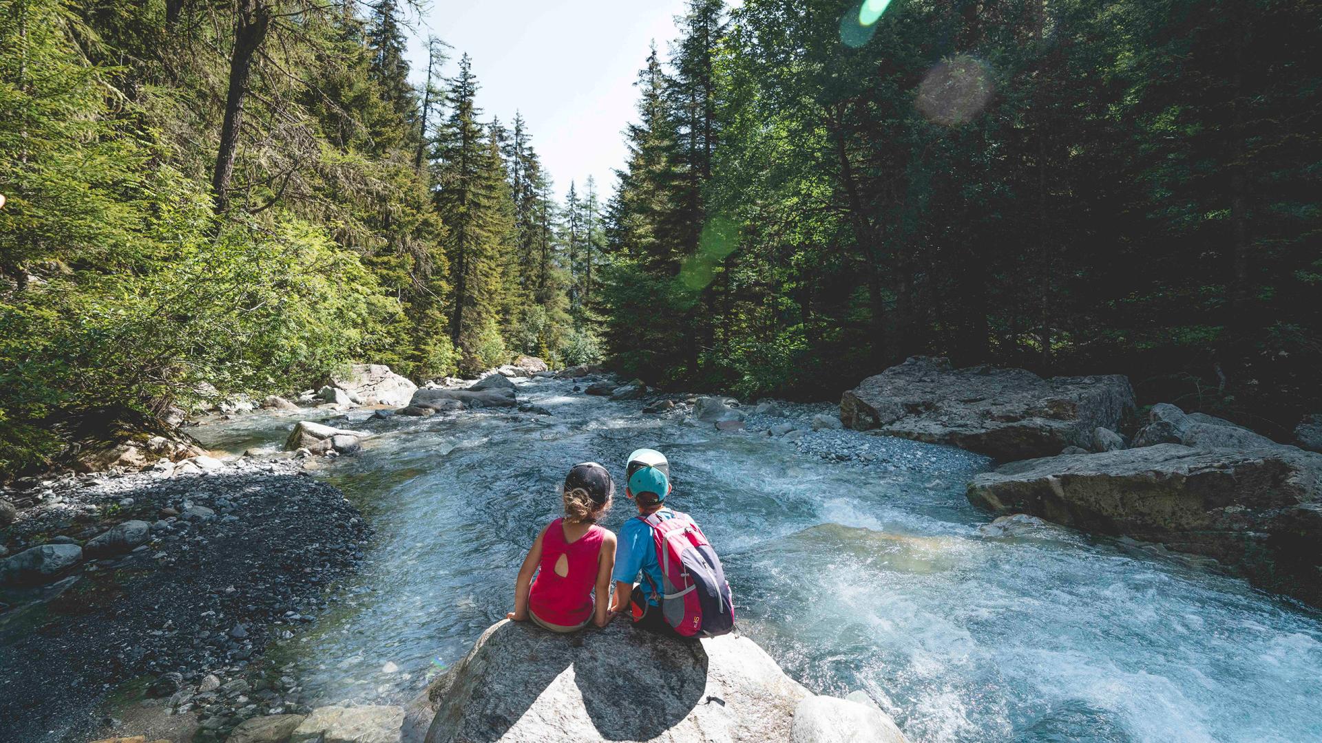 Les Houches - Été - Rivière - Enfants