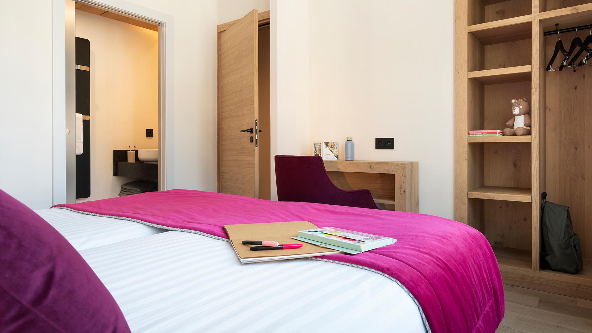 Hôtel Alhéna - Chambre Familiale - Salle de Bains