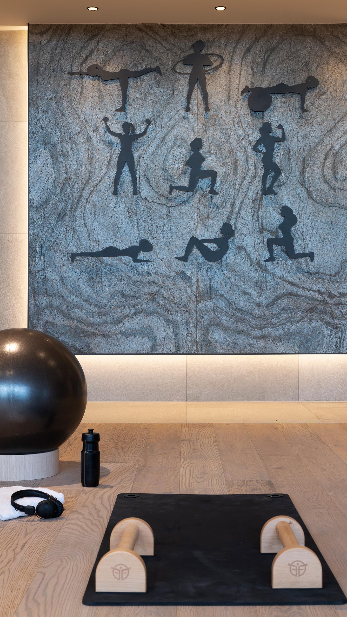 Salle de yoga de l'espace bien-être des Chalets Làska aux Contamines-Montjoie