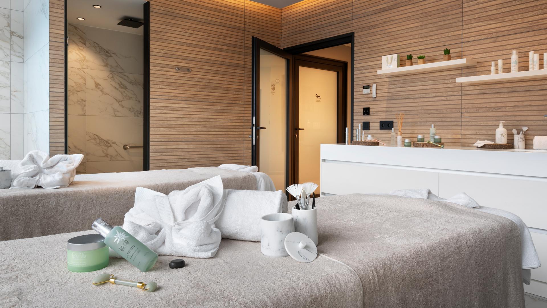 Cabine de soins du Spa Montagnes du Monde® des Chalets Làska aux Contamines-Montjoie