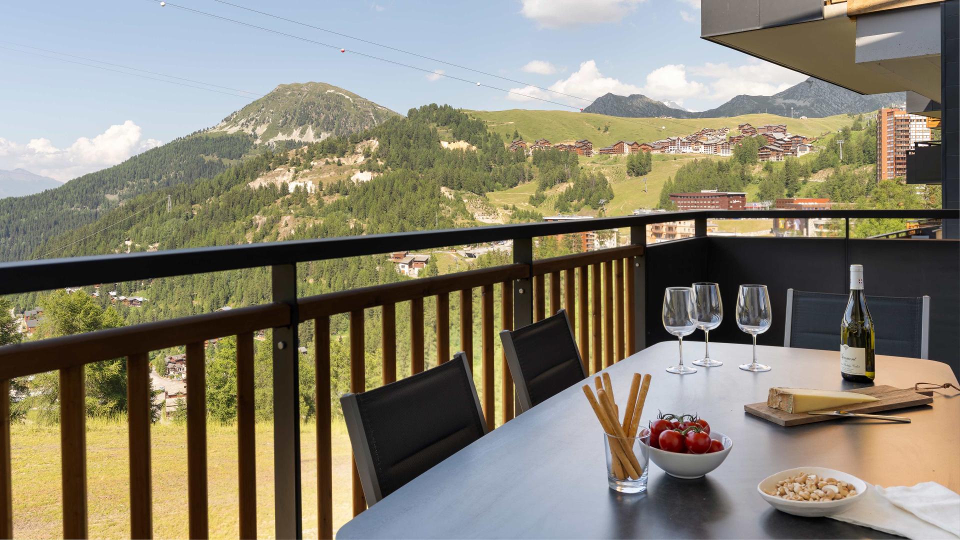 Balcon du 3P5 face Mont-Blanc de la résidence Manaka à La Plagne
