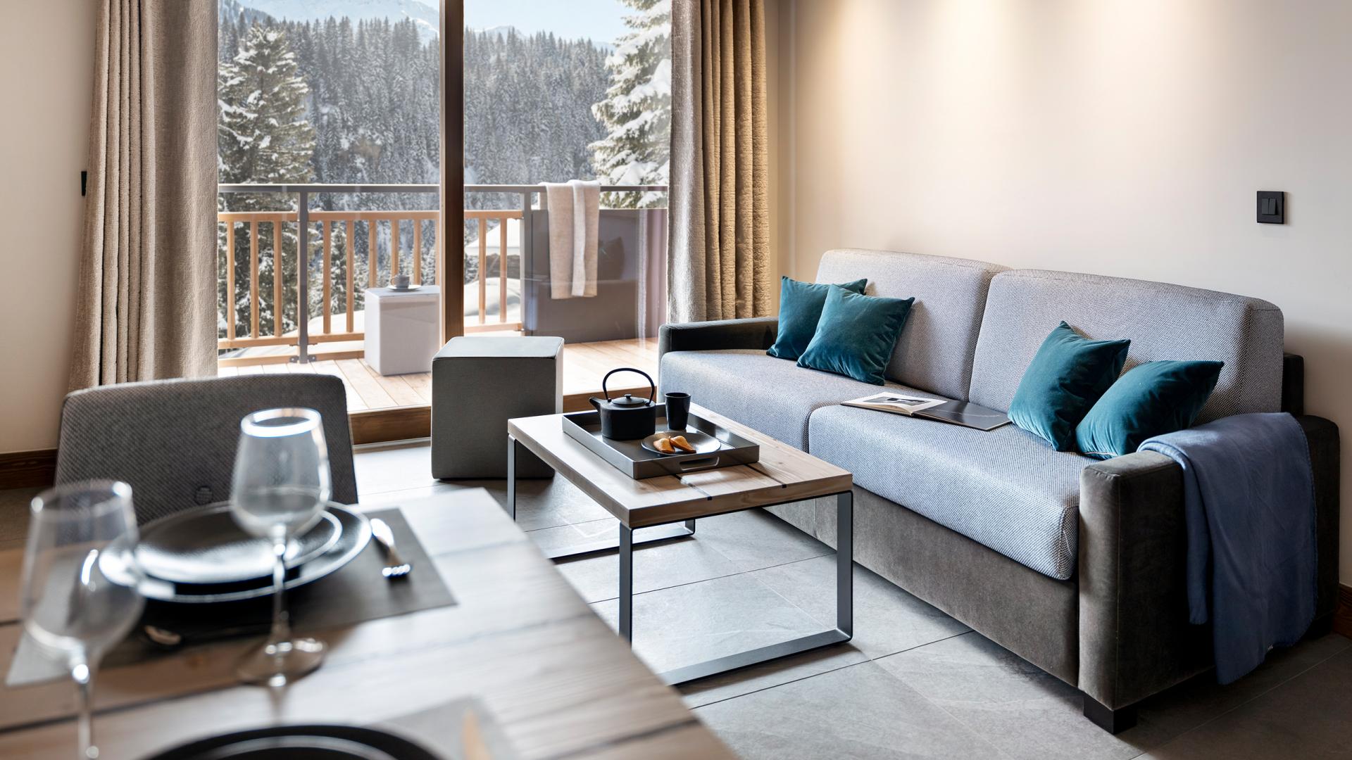Salon du 3P6 Prestige des Chalets Láska, situés aux Contamines-Montjoie