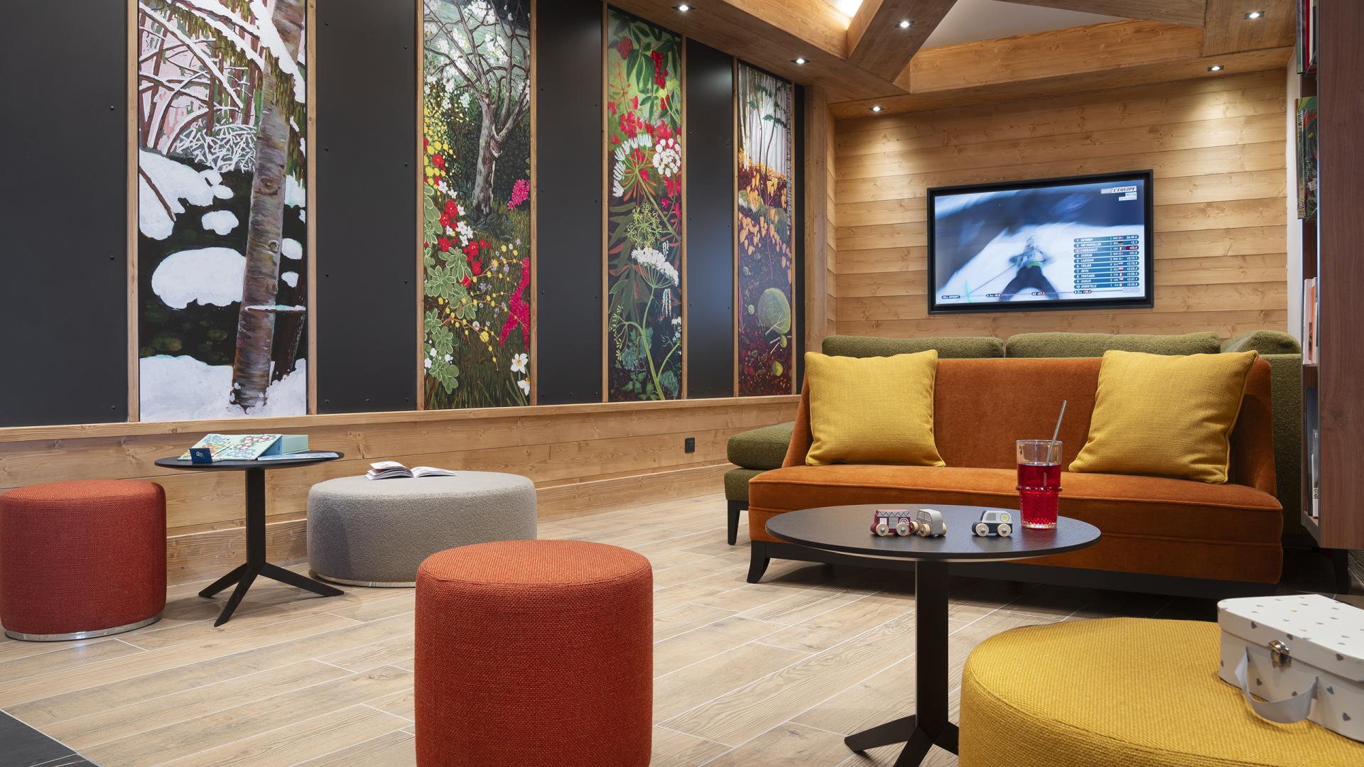 Salon de la réception du Hameau de l'Ours à Manigod