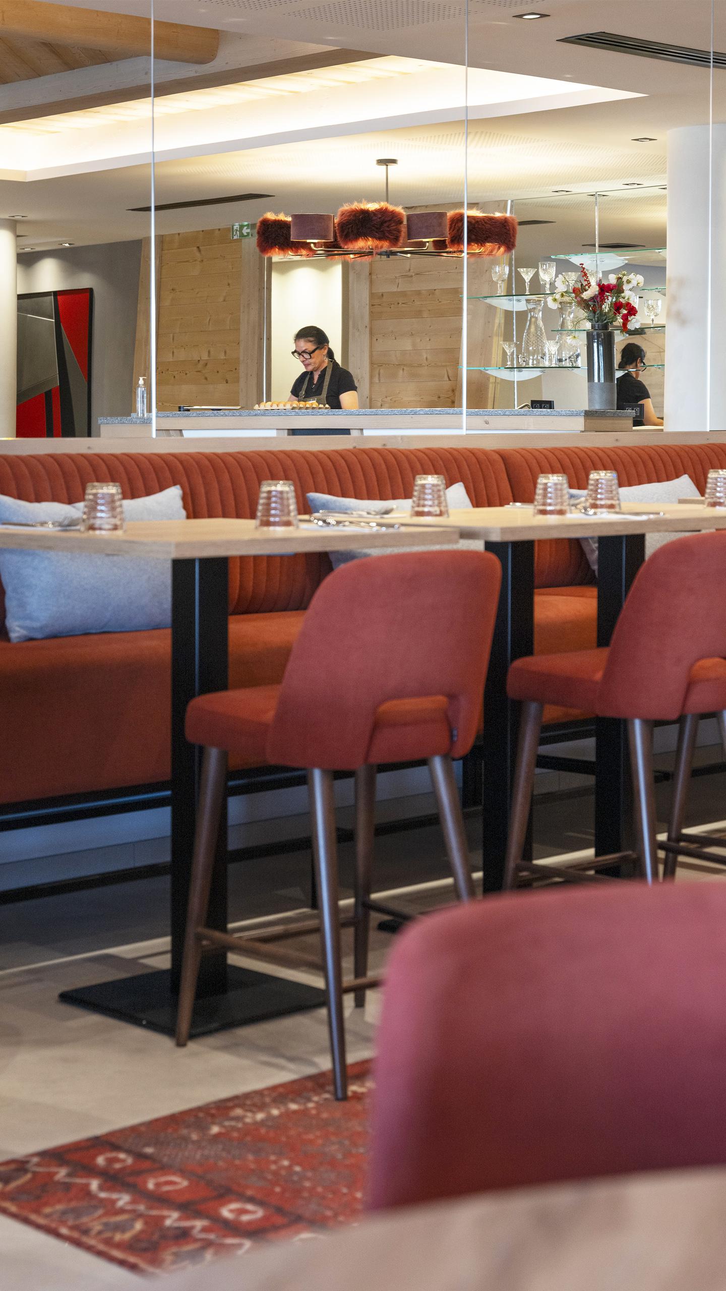 Le Pisteur à Valmorel, salle de restaurant