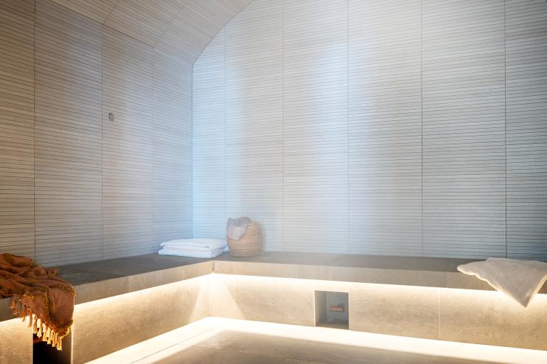 mgm-spa-montagnes-du-monde-installation-hammam.jpg