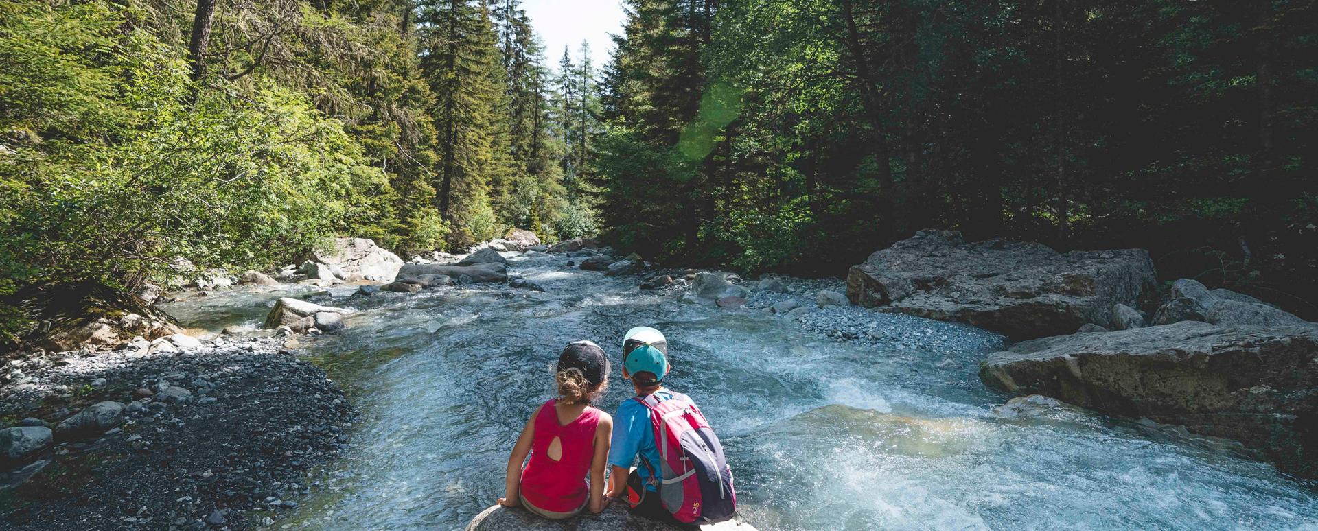 Les Houches - Été - Rivière - Enfants