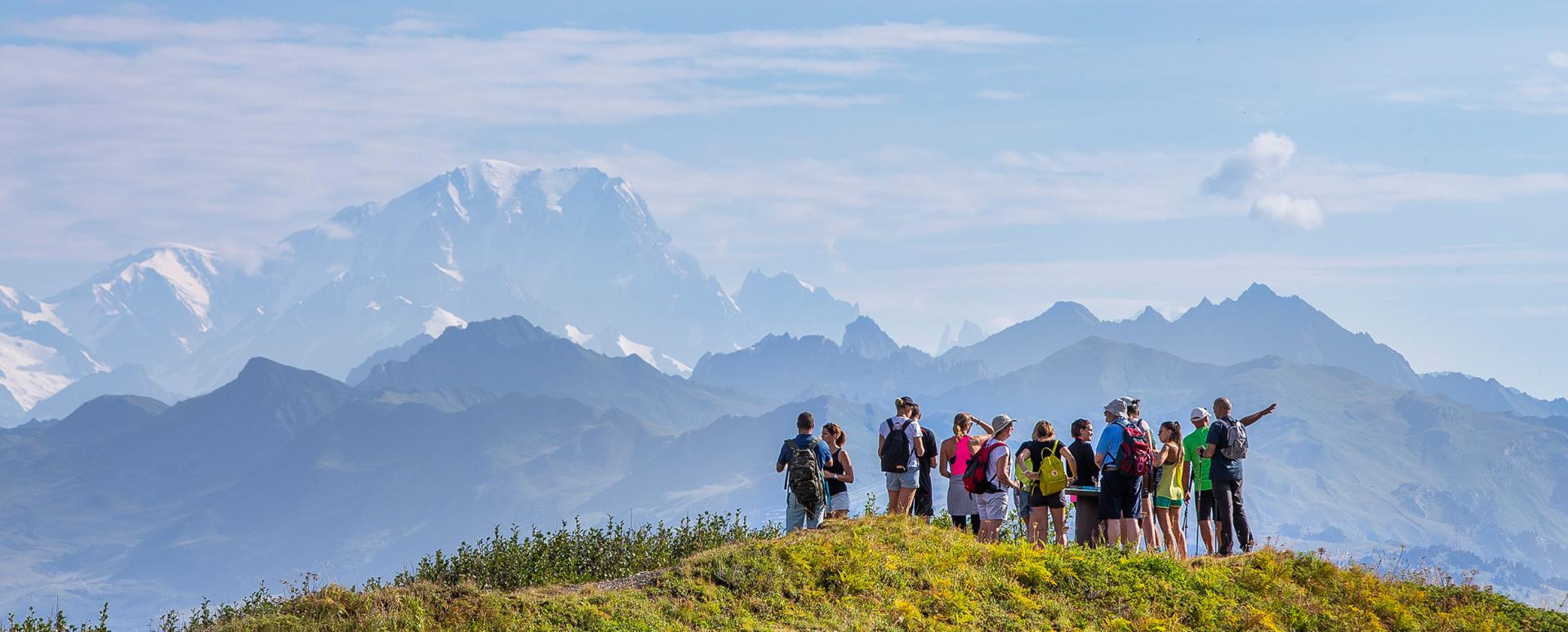 Valmorel - Été - Randonnée en groupe